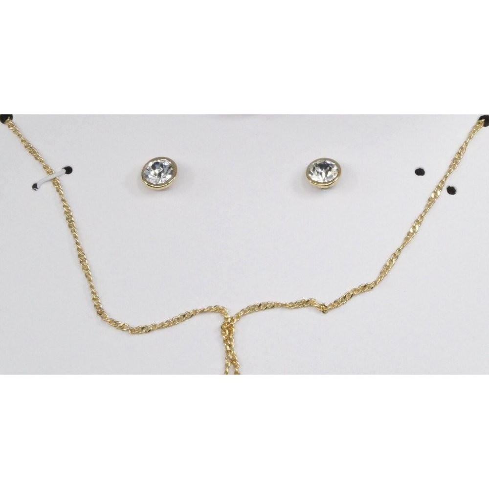 Discover the Alluring NEW Gold-Tone Crystal Nautical Pendant Necklace - Picture 3 of 6